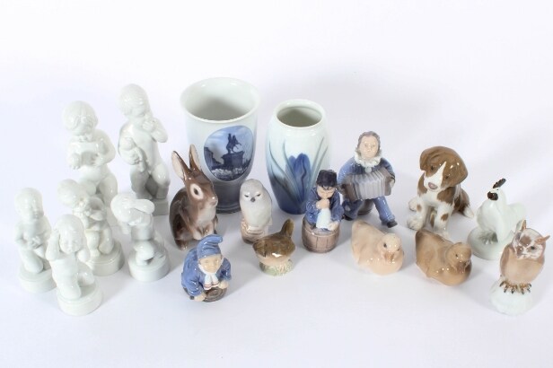 Royal Copenhagen and B&G collection porcelain figurines (19)