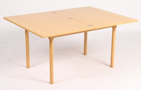 Børge Mogensen (1914-1972) for Fritz Hansen: Coffee table made of