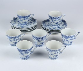 Royal Copenhagen, 'Musselmalet, helblonde', kaffekopper af porcelæn (15)