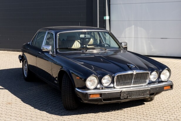 Jaguar XJ12 serie III, Sovereign. Årg. 1990