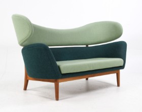 Finn Juhl for One Collection. Baker. Fritstående tre-pers. sofa , model FJ5100