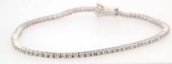 Tennisbracelet 14kt with brilliant cut diamonds 1.75ct