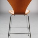 Arne Jacobsen. 7'er barstol, model 3187, nybetrukket