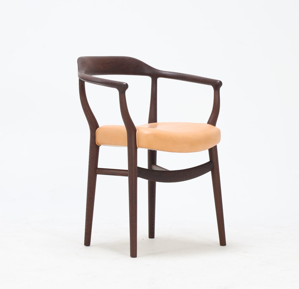【希少】ヴィンテージ アシュトレイ A. FINKL & SONS CO USA Finn Juhl for 'One Collection': “FJ 44”. Sculptural armchair made