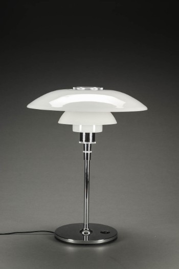 Poul Henningsen. PH 4½ / 3½ bordlampe