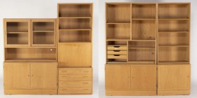 Carlo Jensen for Poul Hundevad. Shelving wall in oak modules.  (8)