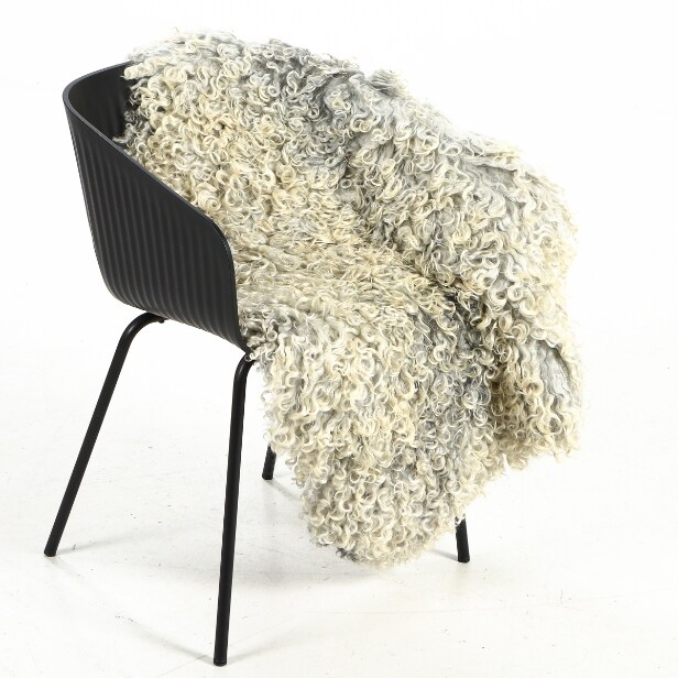 A large 'super de Lux' Gotland lambskin