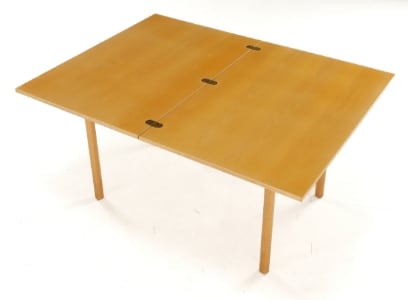 Børge Mogensen for Fritz Hansen. Sofabord / spillebord af bøgetræ