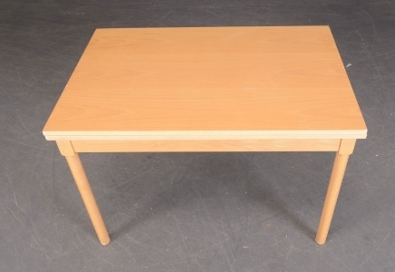 Fritz Hansen/ Børge Mogensen/ Model 4500 Coffee table with flap model FH 4500 | Børge Mogensen | Fritz