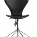Arne Jacobsen: Office chair, 'Syveren' model 3117 with original black leather, unused and in original packaging