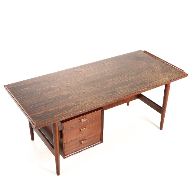 Arne Vodder: Freestanding desk in rosewood