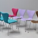 Arne Jacobsen. Syv stole. 7'eren, model 3107 for Fritz Hansen (7) 