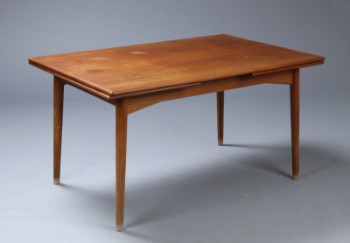 Dansk møbelproducent. Spisebord, teak