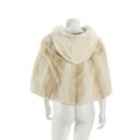 7008 - Kopenhagen Fur. Poncho med hætte af mink. Onesize