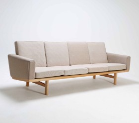 Hans J. Wegner for Getama: Fire-personers sofa, model GE236/3