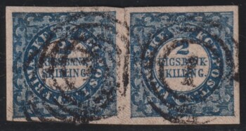 DANMARK. AFA 2b. Thiele, 2 RBS, pl. II, pos. 83-84. Meget flot parstykke med god farve og pænt annulleret nr. 1