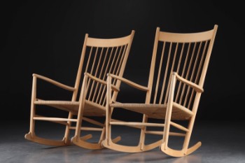 Hans J. Wegner. A pair of beech rocking chairs, Model J16 (2 + 2)