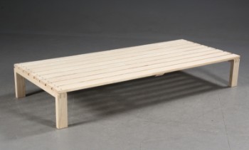 Ole Nielsen. Daybed / briks model ON, ask
