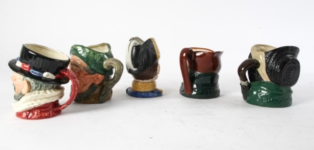 Royal Doulton mm.: Samling Toby Jugs af fajance (5)