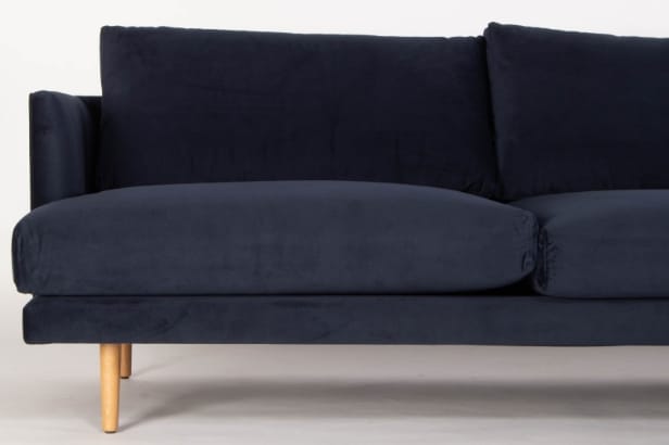 PS152983 YFP by Wendelbo. Sofa with chaise lounge model 056, right-facing