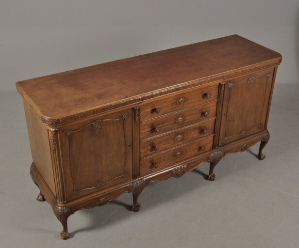 Skænk af mahogni, chippendale-stil ca. 1930-1940
