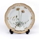 Royal Copenhagen. 'Flora Danica' tallerken af porcelæn, Juliane Marie-mærket