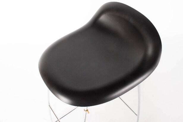 421. Komplot Design for GUBI. Barstol, model '3D'