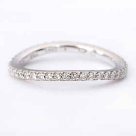 Ole Lynggaard. 'Love Band' brillantring i 18 kt. hvidguld, 0.43 ct.