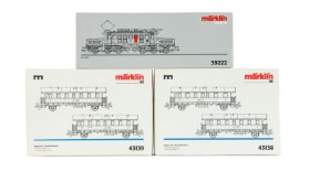 Märklin 39222+43138+43139 Digital HO: Electric locomotive BR 1020, 2 x Wagon set 'Donnerbüchsen' (3)