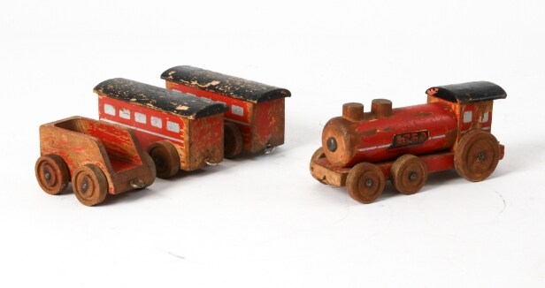 Lego. Tog med 3 vogne af træ (4)