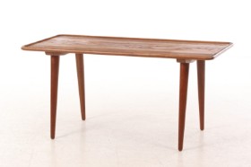 Hans J. Wegner. Solid teak coffee table, model 'AT-11'