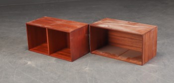 ATBO furniture. To reolmoduler af mahogni (2)