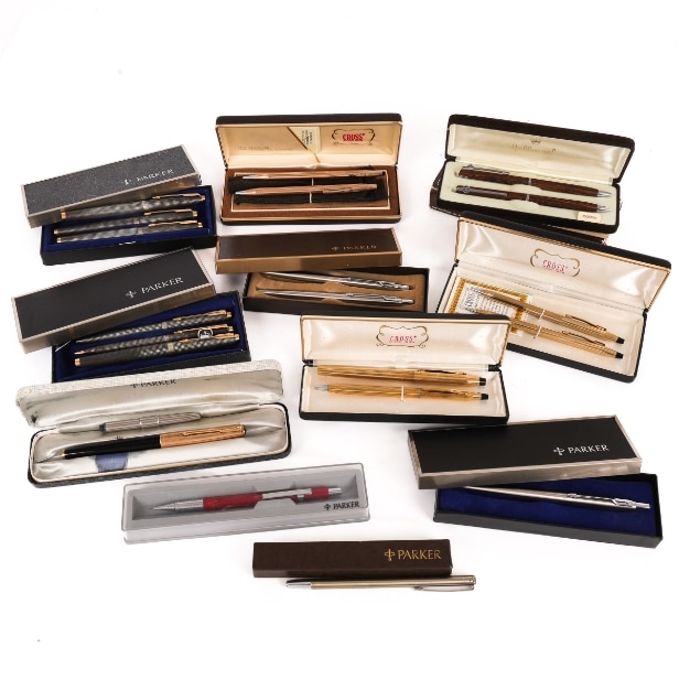 A collection of Parker, Penol, Cross, etc. fountain and ballpoint pens ...