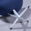Arne Jacobsen. Ægget. Lænestol samt skammel, model 3316 og 3127 (2) Denne vare er sat til omsalg under nyt varenummer 5584754