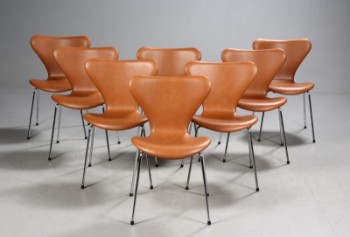 Arne Jacobsen. 7erne. Spisestole, model 3107, cognacfarvet anilin læder (8)