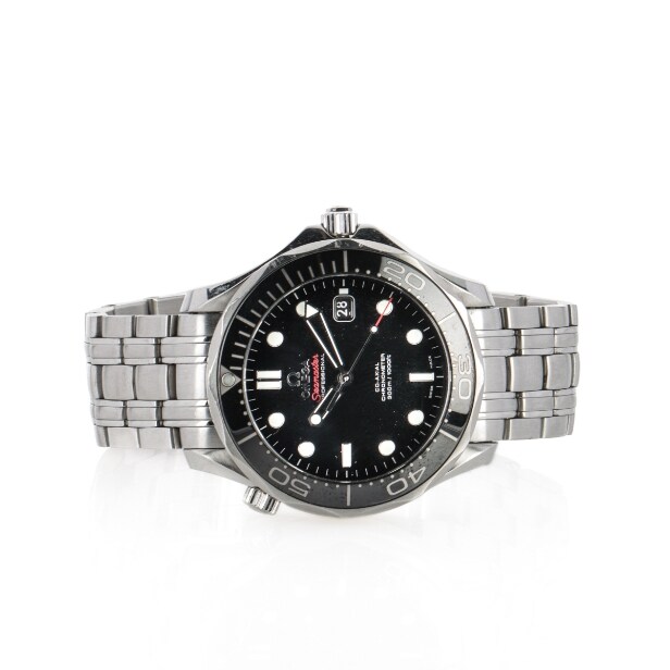 Omega Seamaster Professional Diver 300 M Co-Axial Chronometer armbåndsur. herrearmbåndsur
