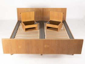 H.J. Wegner. Double bed with two oak bedside tables (3)