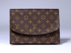 Louis Vuitton. 'Pochette Rabat 23' clutch/ envelope bag by Monogram Canvas