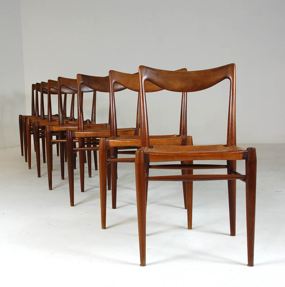 Rastad & Relling Tegnekontor A/S. Dining room chairs, c. 1955 | Lauritz.com
