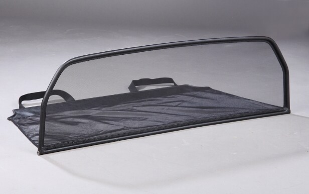 Audi A4 cabriolet. Windbreaker / windschott