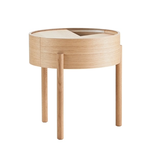 974.  Woud. Sidebord model 'Arc', olieret eg