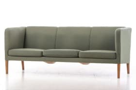 Hans J. Wegner. Tre-pers. sofa, model 'AP18S'