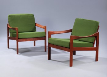 Illum Wikkelsø. Et par lænestole, teak, model 20, grøn uld (2)