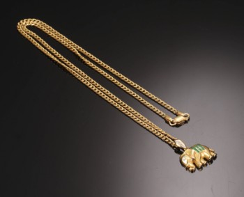 Halskæde med vedhæng med smaragder og diamanter af 18 kt guld (2)
