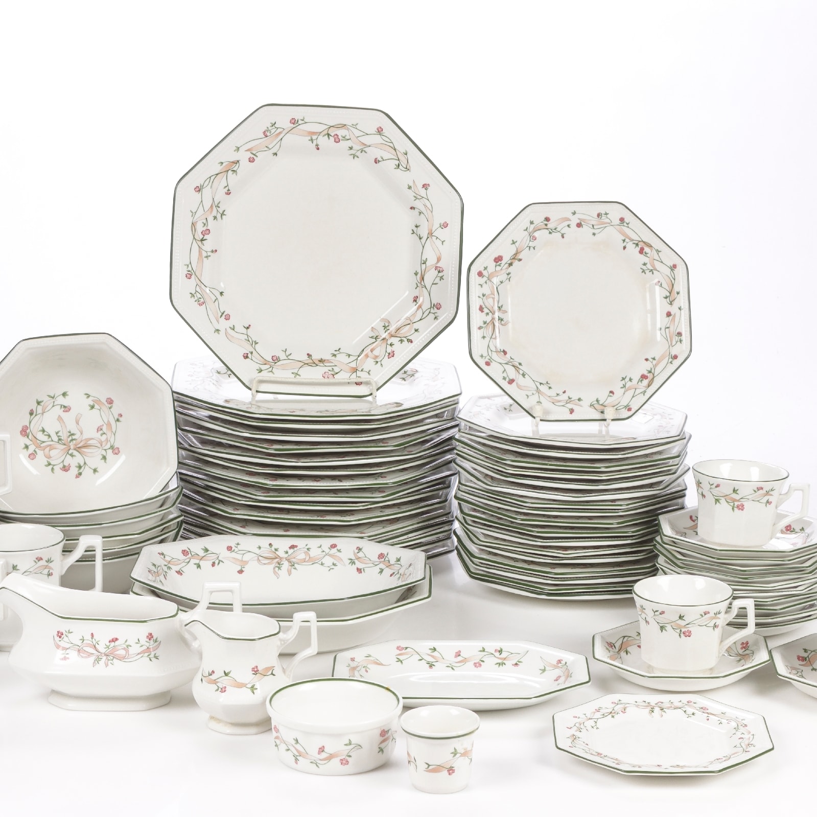 Johnson Bro's, England. Service (67) | Lauritz.com