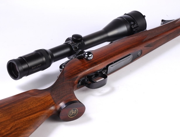 Sauer 90 full-stock hunting rifle cal. 243 win