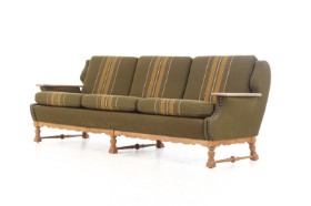 Fritstående tre-pers. sofa af eg, 1960-70'erne - Henry Kjærnulf-stil