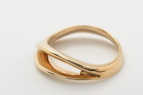 Ring af 8 kt. guld, str. 54