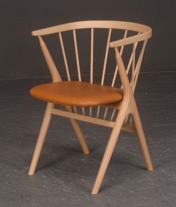 Helge Sibast for Sibast Furniture. Model no. 08 spisestol. Stol af bøg