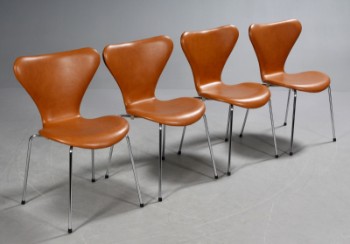 Arne Jacobsen. 7er spisestole, model 3107, nybetrukket (4)